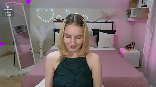 IrisPorter online show from March 14, 2025, 2:19 pm