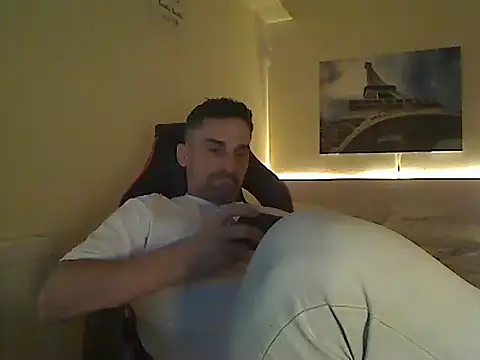 amydamarw online show from February 23, 2026, 6:27 pm