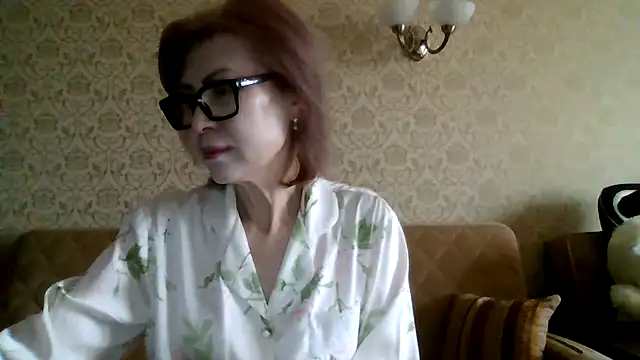 Snapshot of Elegant00Lady chatting on April 18, 2026, 4:16 am Elegant00Lady online show from April 18, 2026, 4:16 am