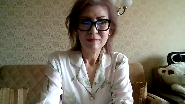 Snapshot of Elegant00Lady chatting on April 22, 2026, 4:37 am Elegant00Lady online show from April 22, 2026, 4:37 am