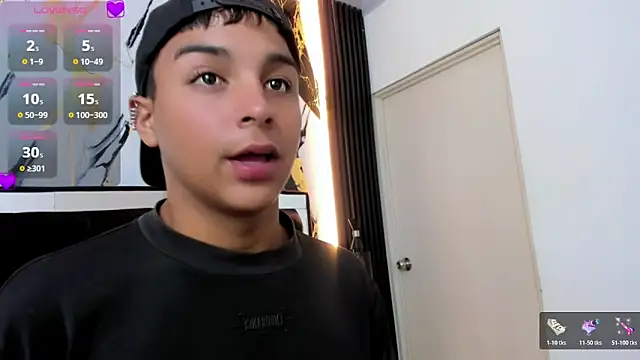 Seductivo jr online show from April 18, 2026, 9:15 pm