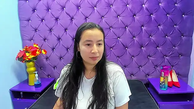 NaomyPrinces online show from April 29, 2026, 1:59 pm