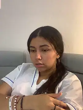 Larabrooks online show from September 29, 2025, 5:40 pm