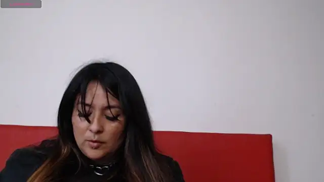 amydeepqueen online show from January 8, 2025, 11:54 am