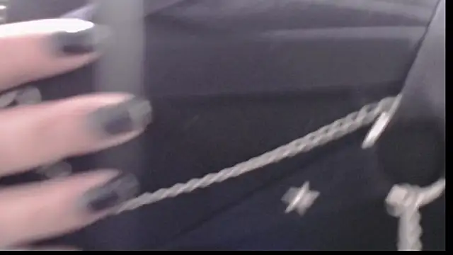 amydeepqueen online show from April 7, 2026, 10:15 am