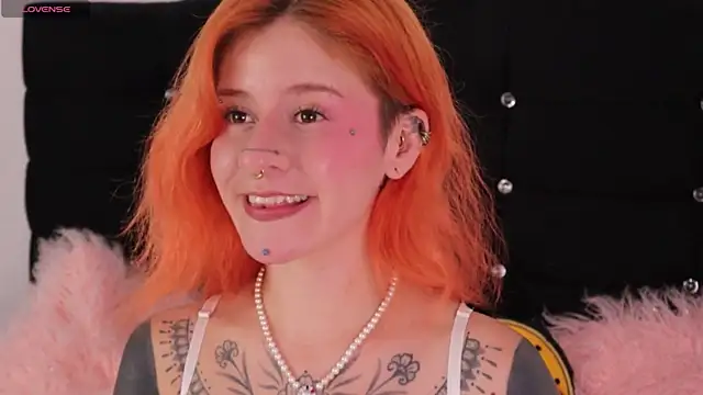 Daarlene online show from April 12, 2026, 9:53 pm