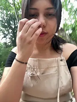 Maii chan online show from March 14, 2025, 9:00 pm