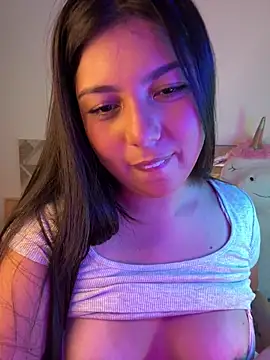 Maii chan online show from October 8, 2025, 5:38 am