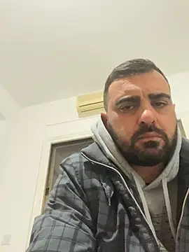 Snapshot of petan33 chatting on January 17, 2026, 8:23 pm petan33 online show from January 17, 2026, 8:23 pm