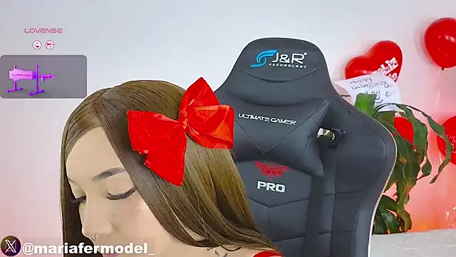 Mariafer05 online show from February 15, 2025, 3:06 pm