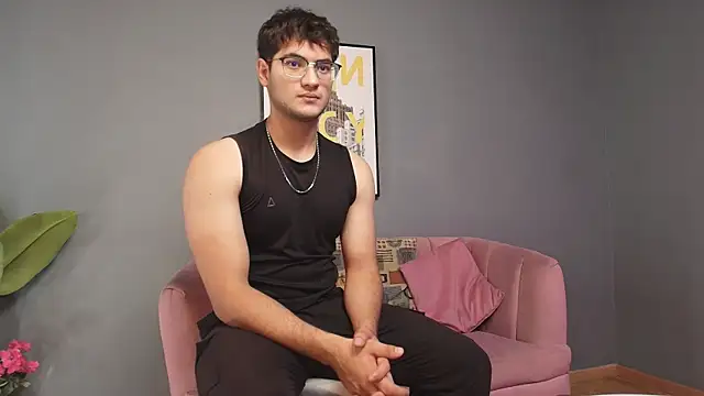 Mark Evans1  online show from November 7, 2025, 2:39 pm