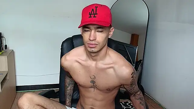 Damon  333 online show from November 27, 2025, 6:32 pm