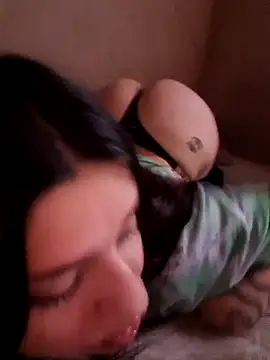 Luulaa444 online show from November 10, 2025, 9:52 am