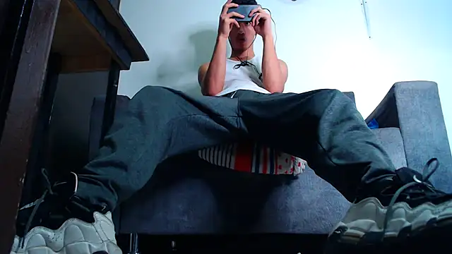 Snapshot of mastersmits chatting on February 1, 2025, 10:37 am mastersmits online show from February 1, 2025, 10:37 am