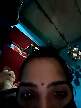 Poojashrma33 online show from February 9, 2025, 9:37 am