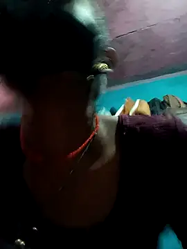 Poojashrma33 online show from February 16, 2025, 7:26 am