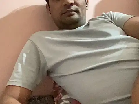 Snapshot of NiceBoy9099 chatting on November 20, 2025, 5:56 pm NiceBoy9099 online show from November 20, 2025, 5:56 pm