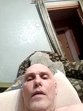 Snapshot of Pineapple04 chatting on March 10, 2026, 3:50 pm Pineapple04 online show from March 10, 2026, 3:50 pm