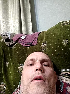 Snapshot of Pineapple04 chatting on March 17, 2026, 8:12 pm Pineapple04 online show from March 17, 2026, 8:12 pm