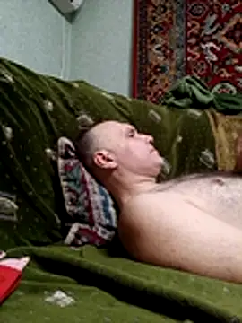 Snapshot of Pineapple04 chatting on March 19, 2026, 5:17 pm Pineapple04 online show from March 19, 2026, 5:17 pm