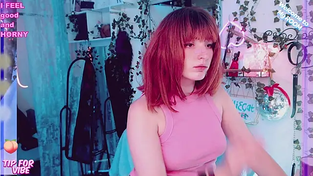 Snapshot of Toxic_Ellies chatting on January 25, 2025, 2:25 pm Toxic Ellies online show from January 25, 2025, 2:25 pm