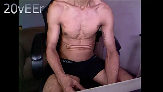 20vEEr online show from November 11, 2025, 7:36 pm