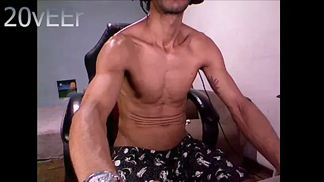 20vEEr online show from November 16, 2025, 9:20 pm