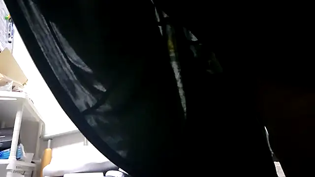 07YUKIO online show from November 3, 2025, 9:32 am