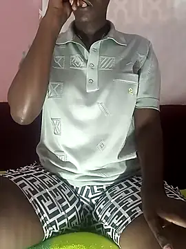 Snapshot of Hazel_blac chatting on January 12, 2025, 10:23 am Hazel blac online show from January 12, 2025, 10:23 am