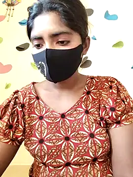 Lina-Rose online show from March 7, 2025, 9:18 am