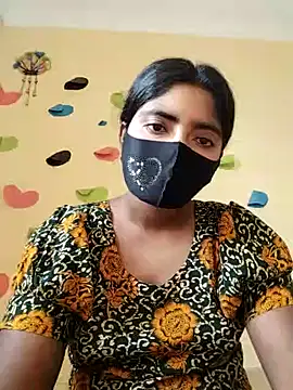 Lina-Rose online show from March 10, 2025, 8:59 am