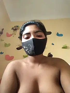 Lina-Rose online show from March 12, 2025, 1:14 am