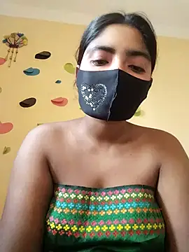 Lina-Rose online show from March 12, 2025, 10:48 am