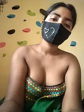 Lina-Rose online show from March 17, 2025, 8:29 am