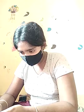 Lina-Rose online show from September 20, 2025, 7:20 am