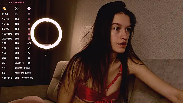 Alice  grace online show from October 19, 2025, 9:48 pm