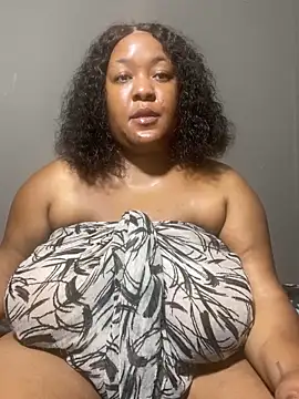 Missmoox24 online show from November 7, 2025, 1:22 pm