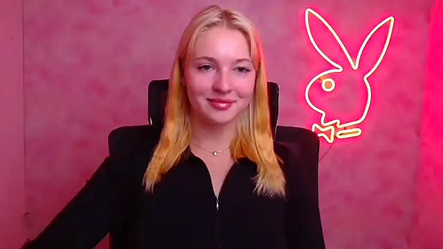 Milka kiss  online show from September 25, 2025, 11:25 am