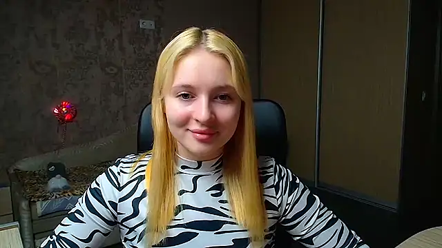 Milka kiss  online show from December 20, 2025, 12:01 pm