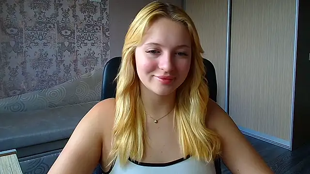 Snapshot of Milka_kiss_ chatting on July 6, 2026, 10:01 am Milka kiss online show from July 6, 2026, 10:01 am