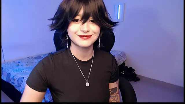 Snapshot of liz-beths chatting on May 30, 2026, 1:25 am liz-beths online show from May 30, 2026, 1:25 am