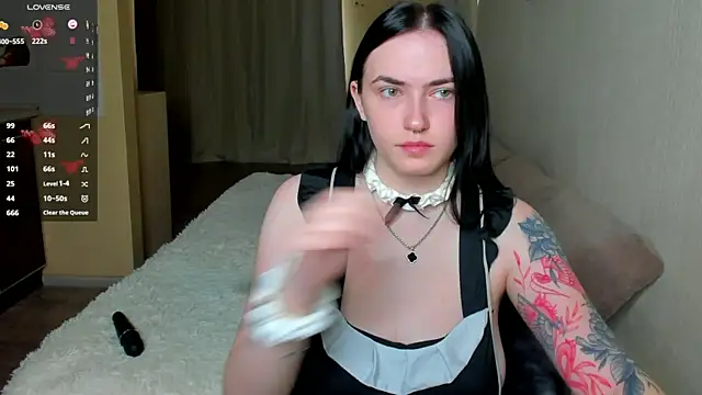 Snapshot of Witch_Lady chatting on June 17, 2026, 6:05 am Witch Lady online show from June 17, 2026, 6:05 am