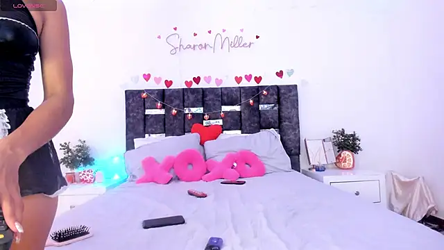 Snapshot of sharonmiller_2_ chatting on February 19, 2025, 10:09 pm sharonmiller 2 online show from February 19, 2025, 10:09 pm