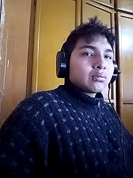 Snapshot of LoganFinds chatting on September 26, 2025, 12:53 pm LoganFinds online show from September 26, 2025, 12:53 pm