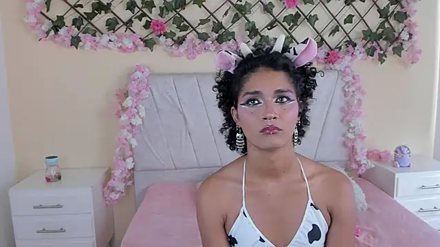 Snapshot of baby_kaliope chatting on December 11, 2024, 1:28 pm baby kaliope online show from December 11, 2024, 1:28 pm