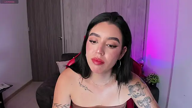 zoee jackson online show from January 8, 2026, 12:57 am