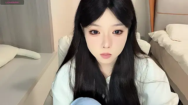 Snapshot of Q-ing chatting on December 31, 2024, 3:31 pm Q-ing online show from December 31, 2024, 3:31 pm