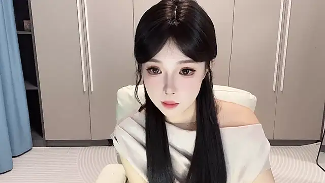 Snapshot of Q-ing chatting on September 9, 2025, 5:51 am Q-ing online show from September 9, 2025, 5:51 am