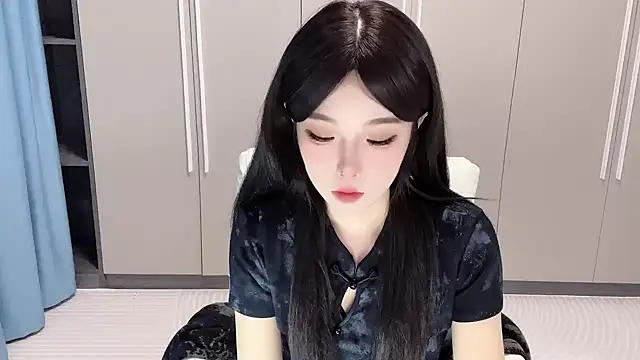 Snapshot of Q-ing chatting on October 16, 2025, 4:08 pm Q-ing online show from October 16, 2025, 4:08 pm