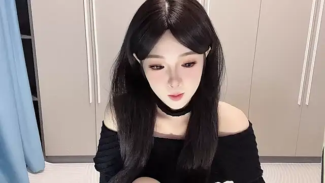 Snapshot of Q-ing chatting on November 3, 2025, 12:39 pm Q-ing online show from November 3, 2025, 12:39 pm